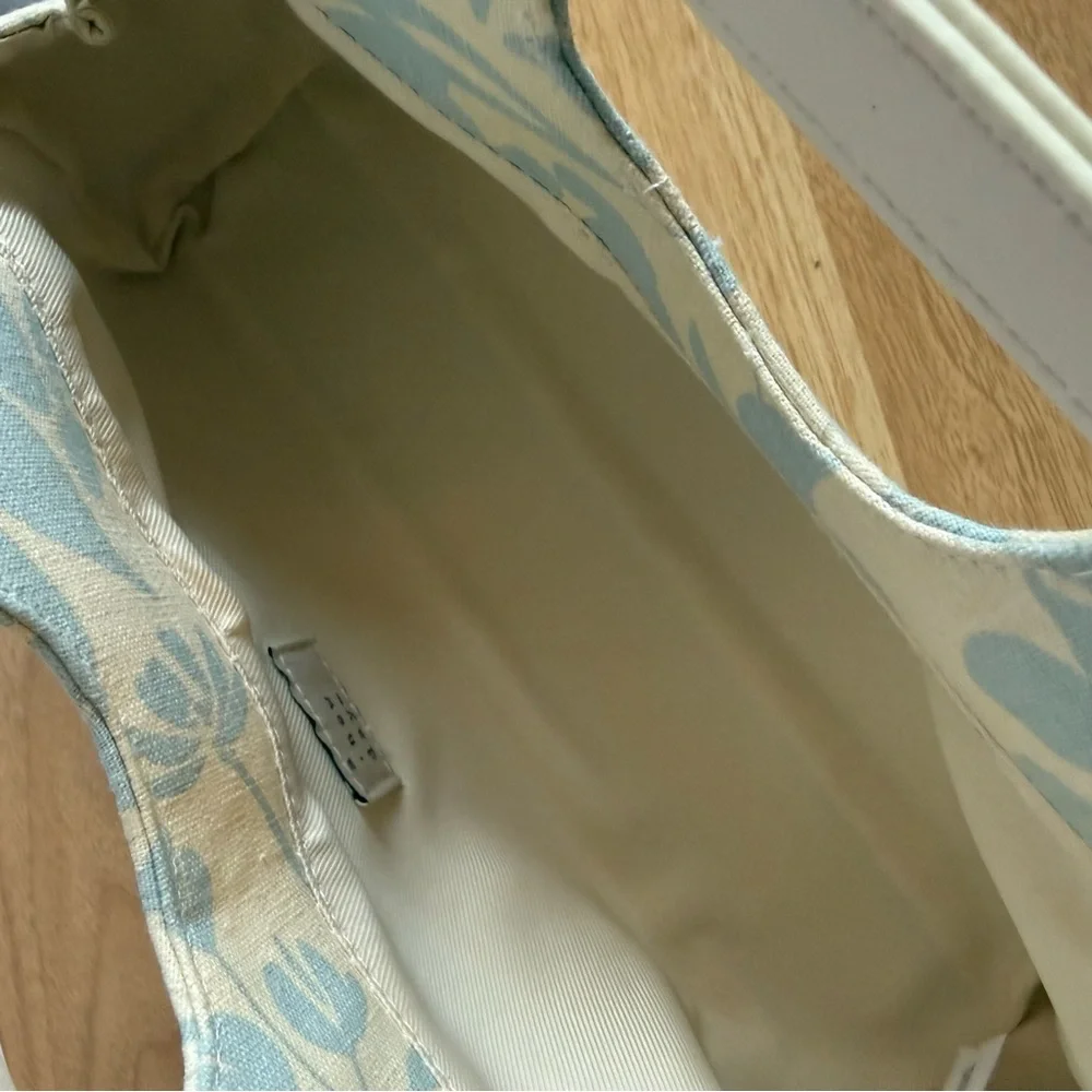 a new day Cream and Blue Floral Clutch‎